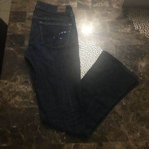 American Eagle Women’s Skinny kick jean